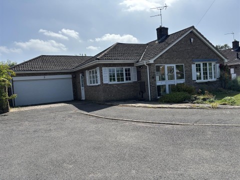 View Full Details for Laurel Close, Glenfield, LeicS