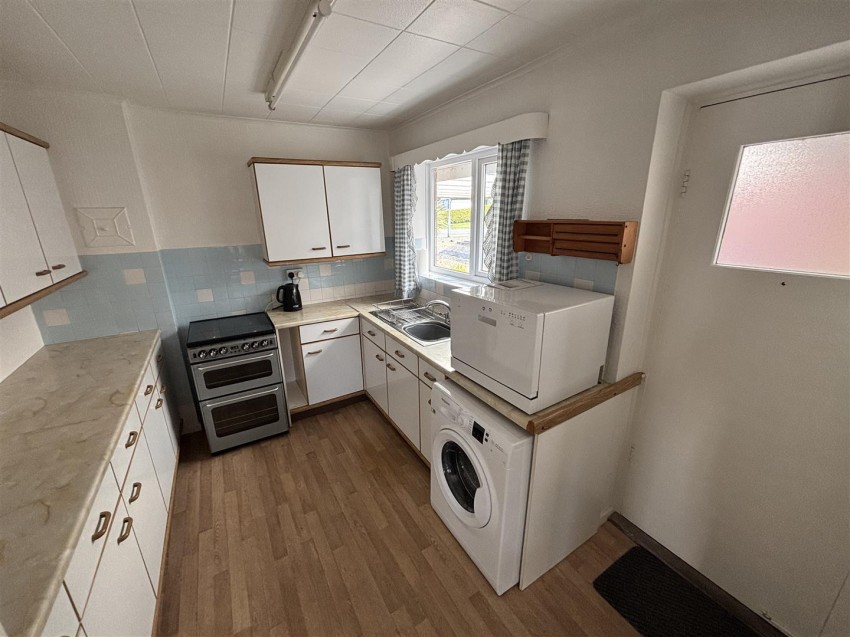 Images for Salcombe Drive, Glenfield, Leicester