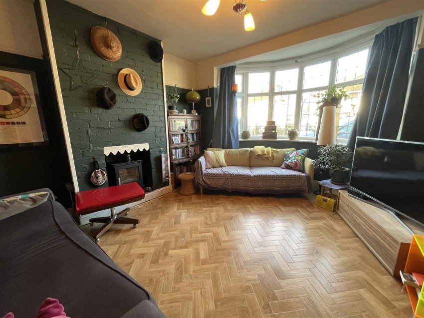 Images for Overdale Avenue, The Brantings