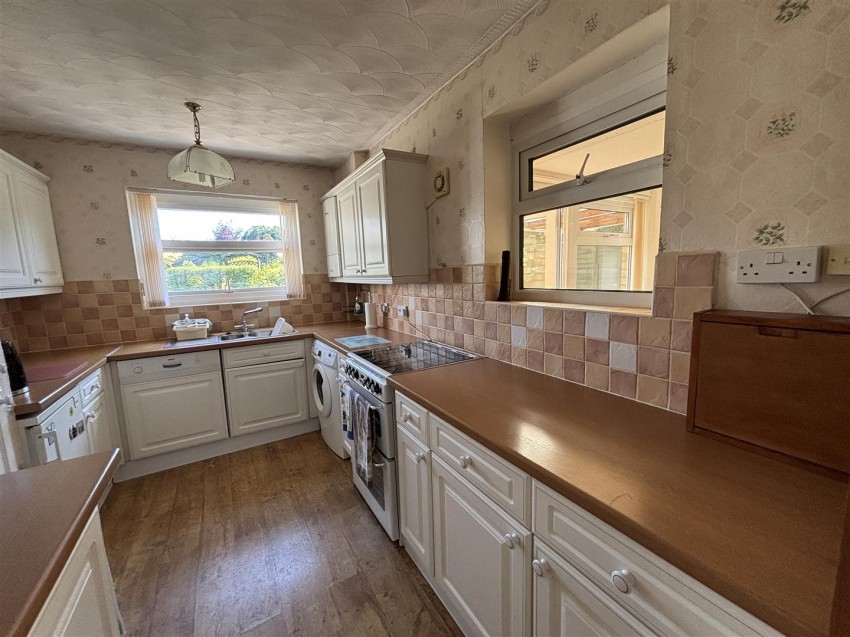 Images for Chestnut Road, Glenfield, Leicester