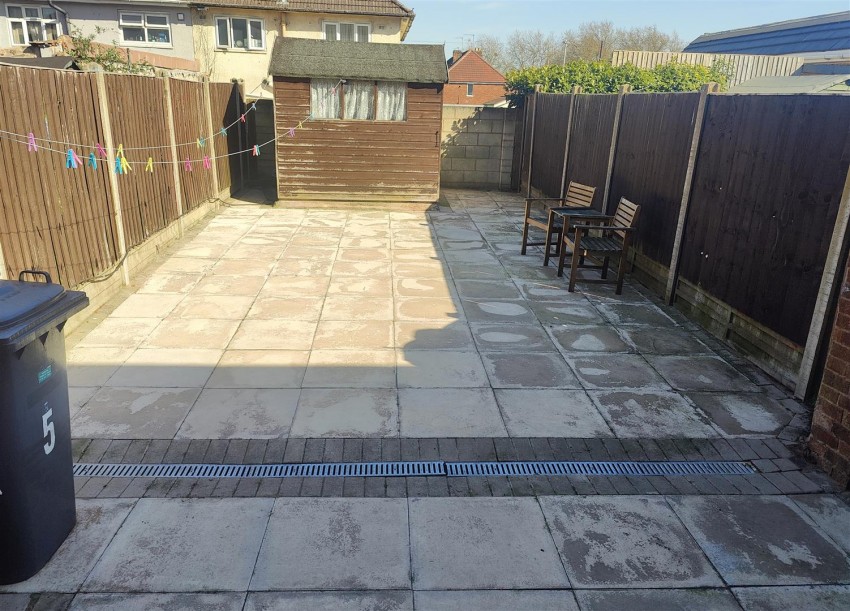 Images for Abbey Drive, Leicester