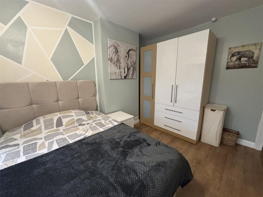 Images for Abbey Drive, Leicester