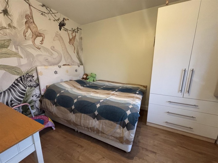 Images for Abbey Drive, Leicester