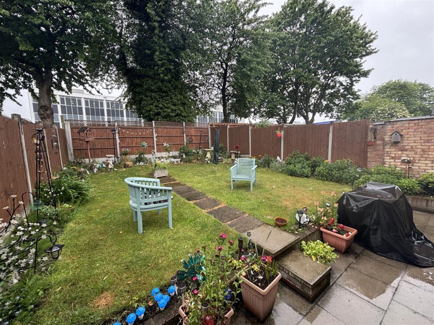 Images for Elsham Close, Leicester
