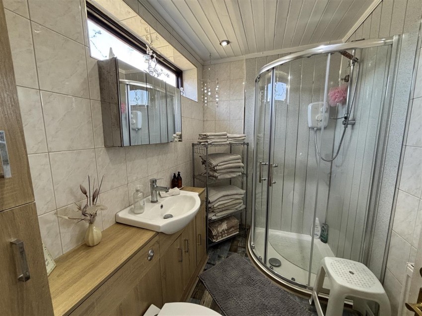 Images for Henley Crescent, Braunstone Town