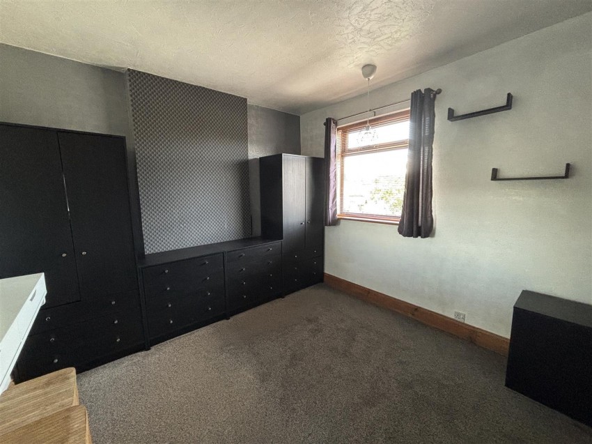 Images for Henley Crescent, Braunstone Town