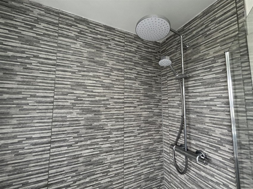 Images for Valiant Close, Glenfield, Leicester