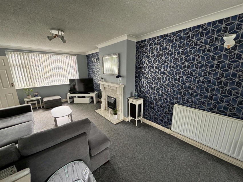 Images for Valiant Close, Glenfield, Leicester