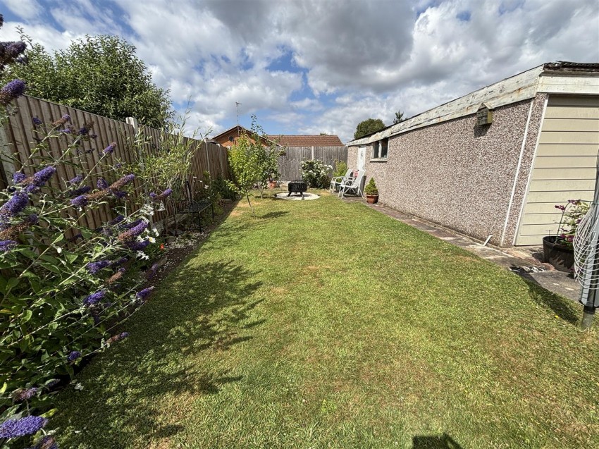 Images for Valiant Close, Glenfield, Leicester