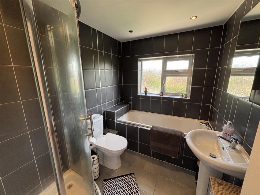 Images for Wellesbourne Drive, Glenfield, Leicester