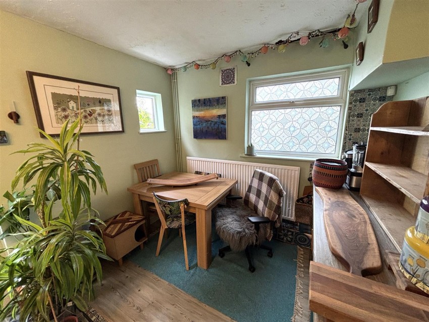 Images for Manor Gardens, Glenfield, Leics