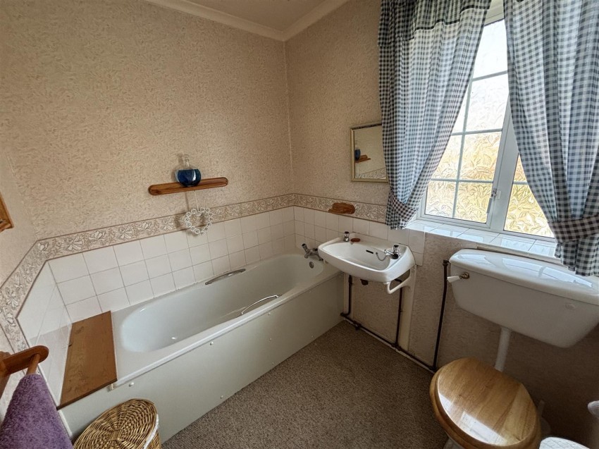 Images for Coates Avenue, New Parks, Leicester