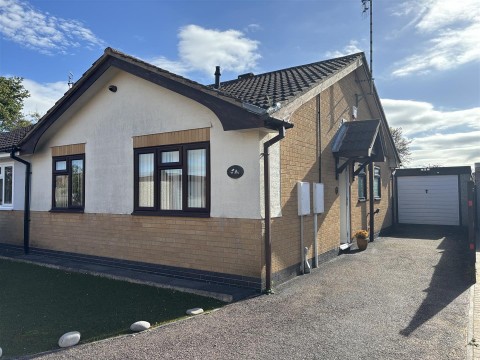 View Full Details for Ernee Close, Glenfield, Leicester