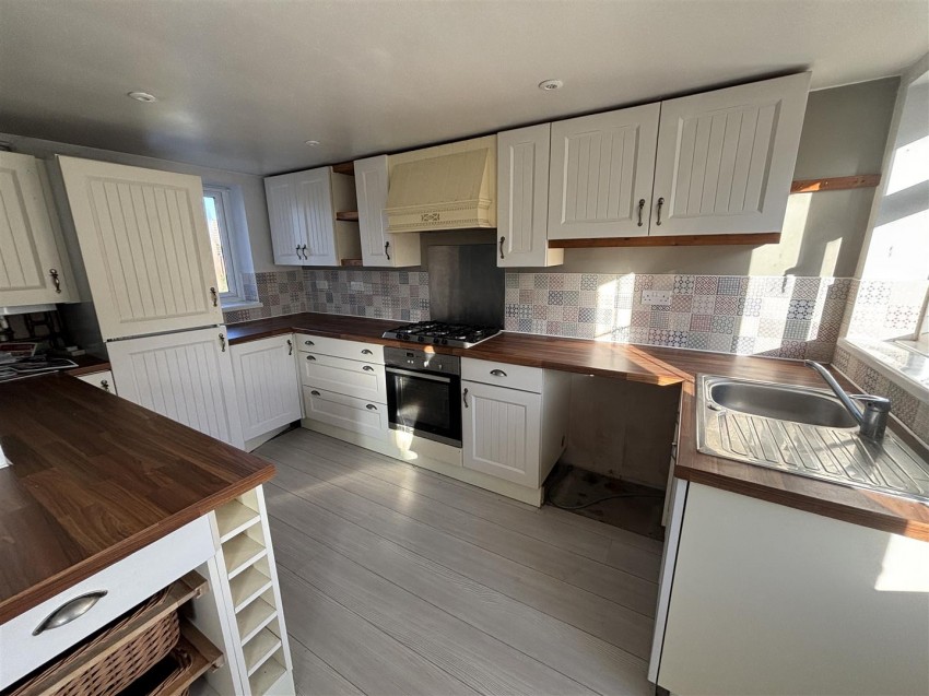 Images for Piers Road, Glenfield                      Leicester, Glenfield