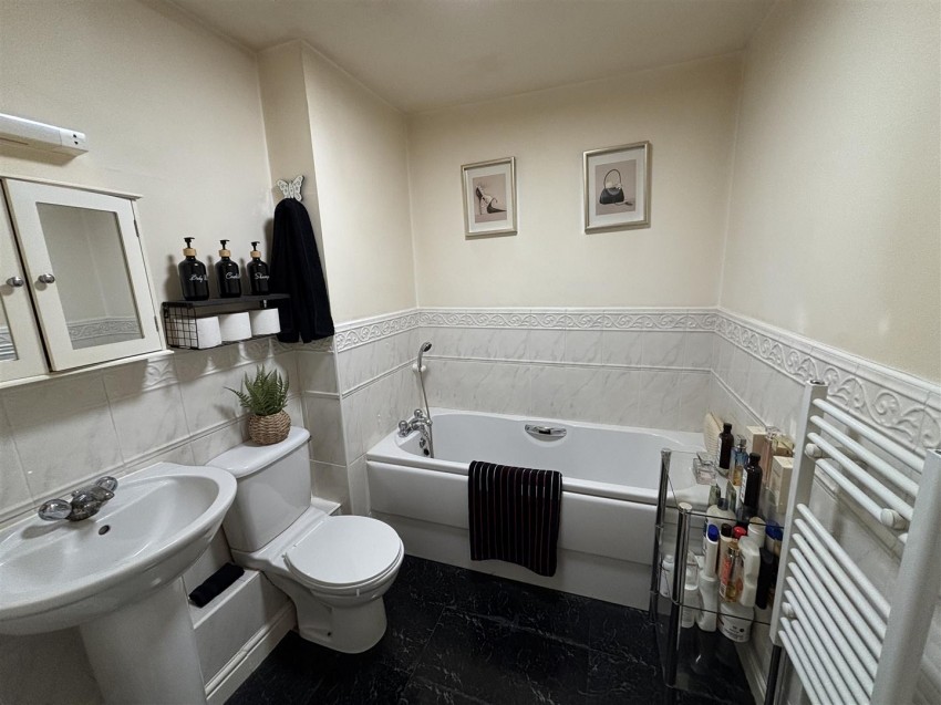 Images for Stelle Way, Glenfield, Leicester