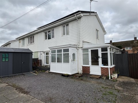 View Full Details for Lamen Road, New Parks, Leicester