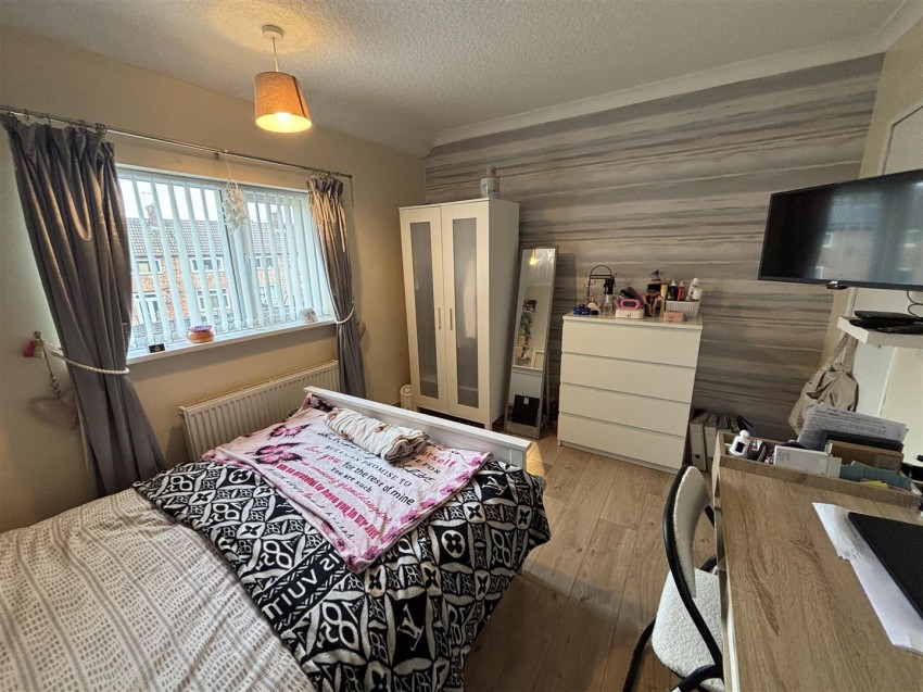 Images for Pickwell Close, New Parks