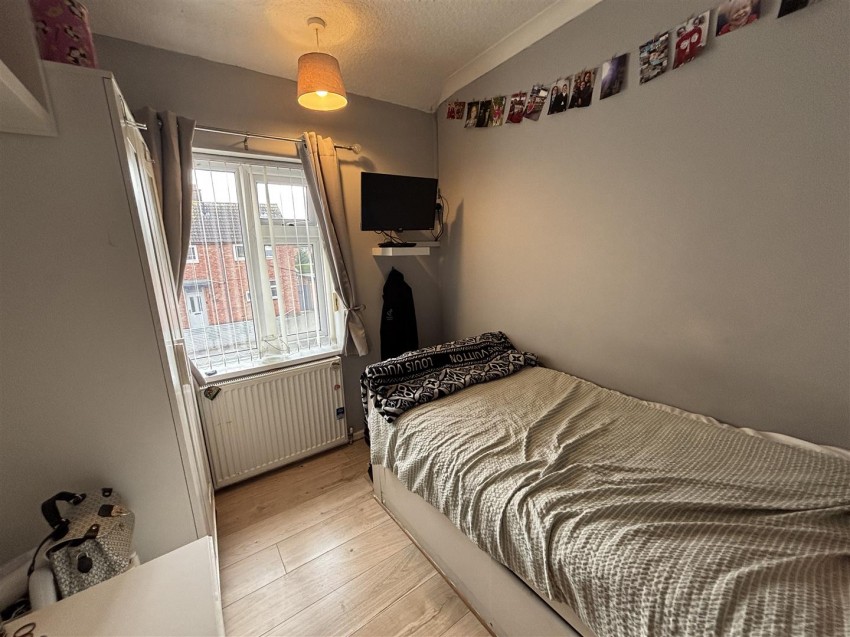 Images for Pickwell Close, New Parks