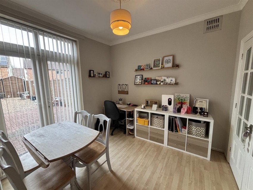 Images for Pickwell Close, New Parks