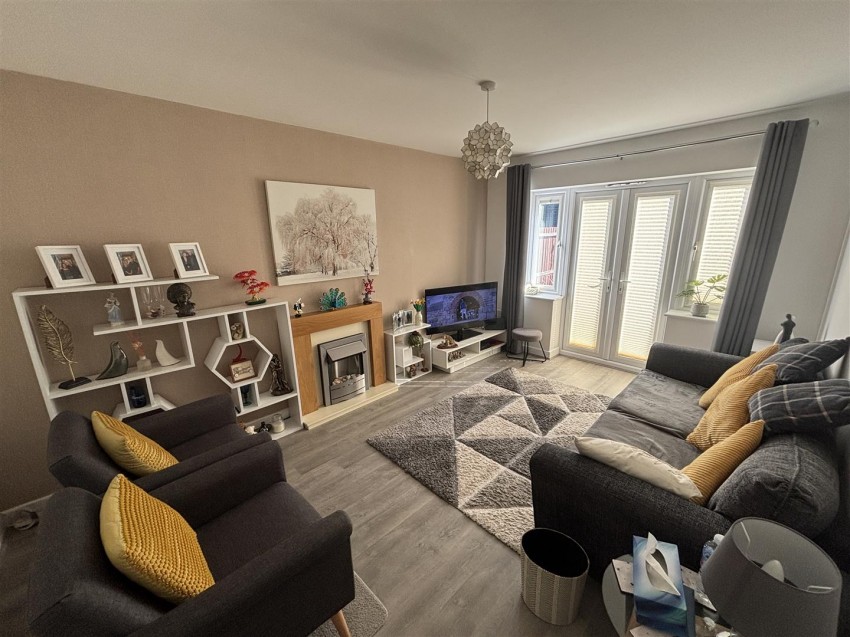 Images for Field Gate Gardens, Glenfield, Leicester