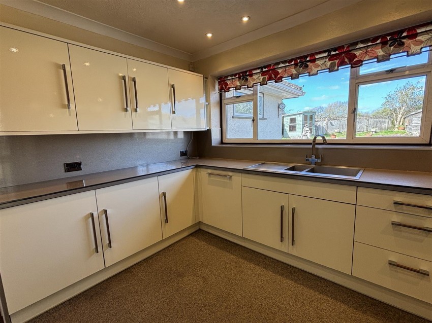 Images for Overdale Close, Glenfield, Leicester