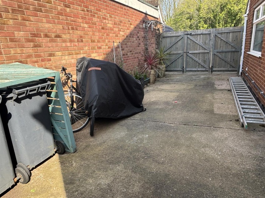 Images for Park View, Leicester