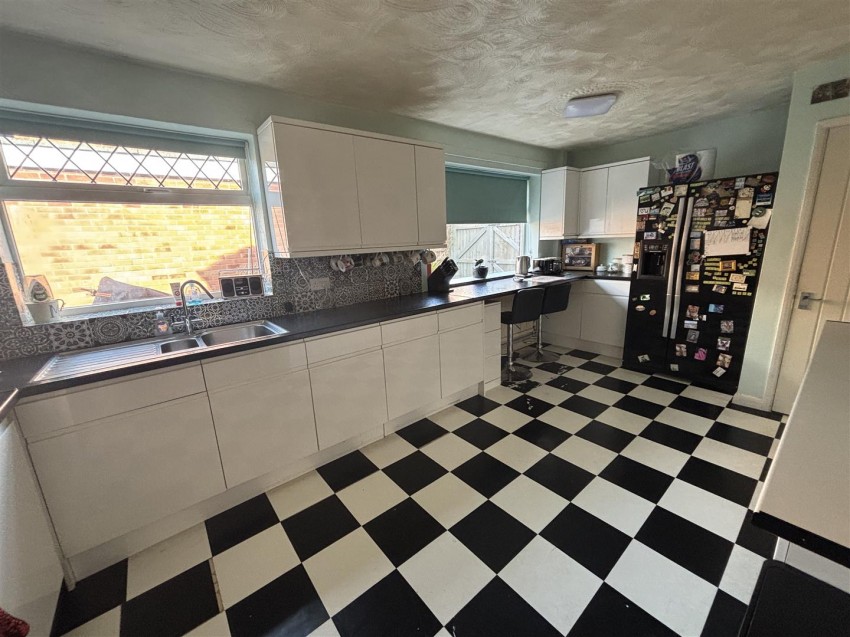 Images for Park View, Leicester