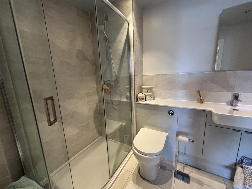 Images for Warwick Close, Thornton