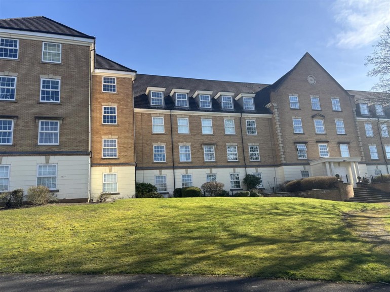 Gynsills Hall, Stelle Way, Glenfield