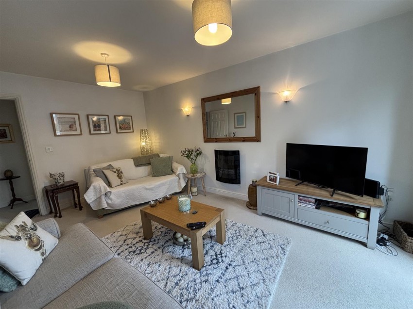 Images for Gynsills Hall, Stelle Way, Glenfield