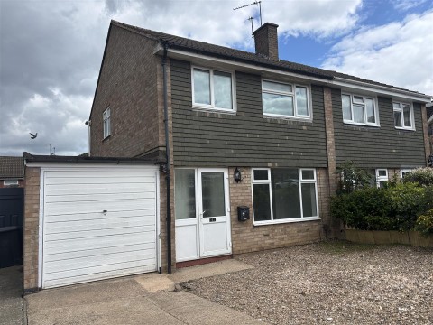View Full Details for Cathkin Close, Leicester